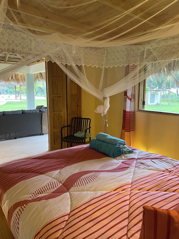 Nizao Beach Lodge