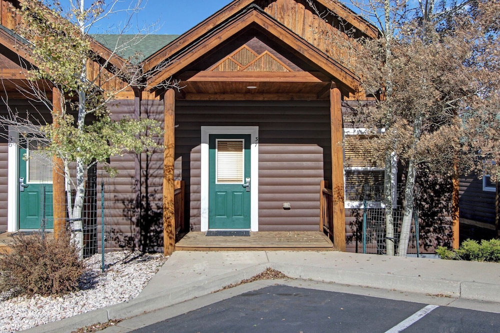 Estes Park Vacation Lodging
