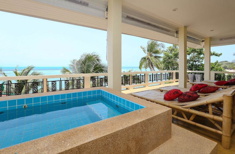 Charu Bay Villas