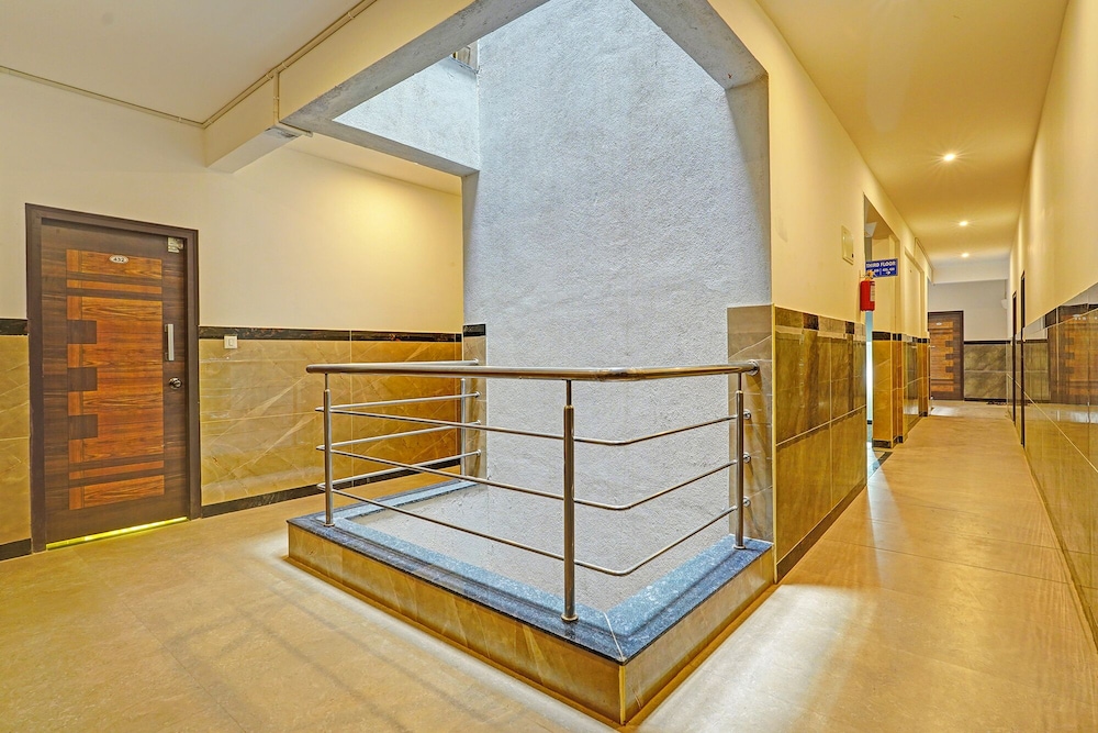 Fabhotel Jeevith Garden Residency