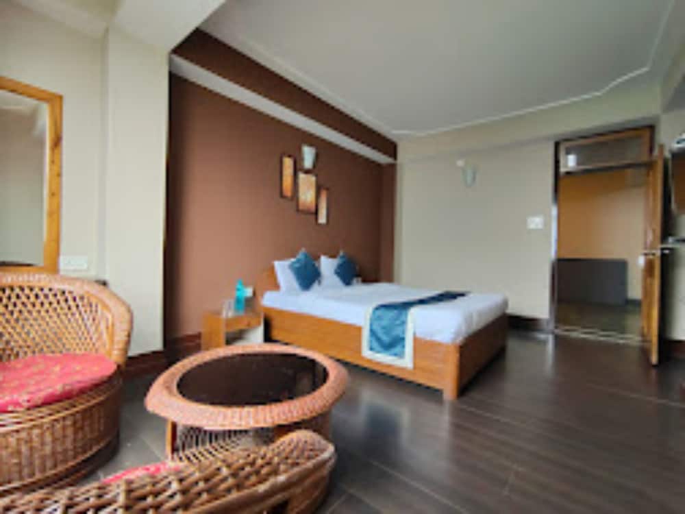Goroomgo Sunmount Mayal Retreat Gangtok