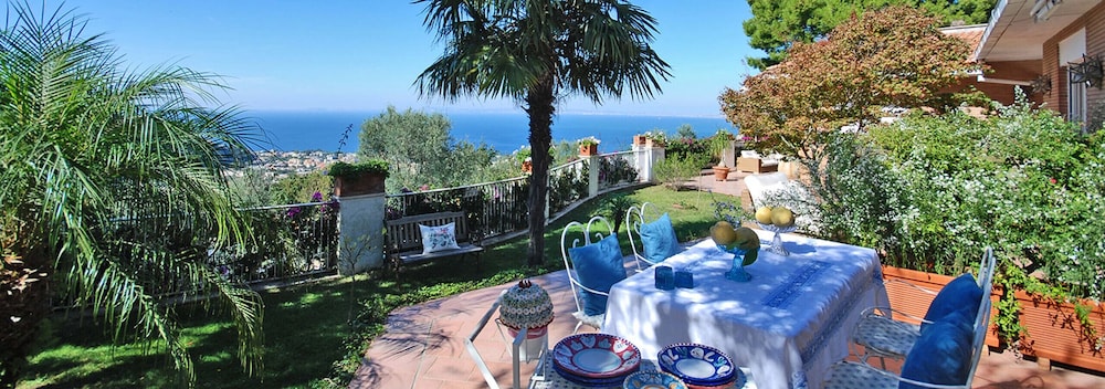 Villa Auxilia in Piano di Sorrento
