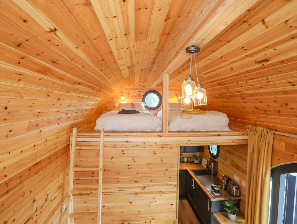 The Hideaway Pod