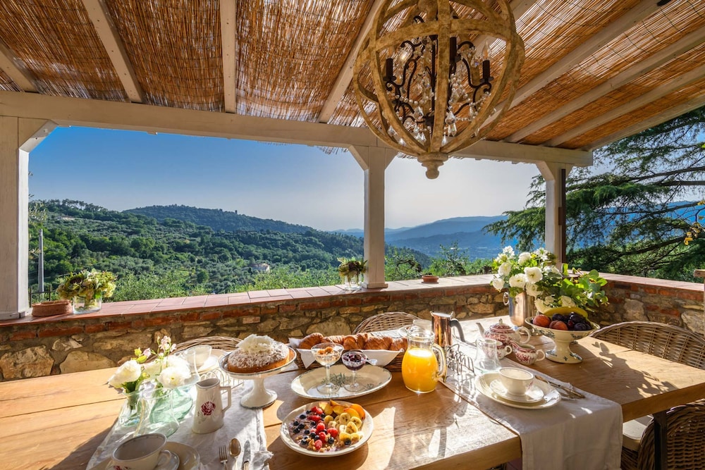 Le Due Terre Farmhouse