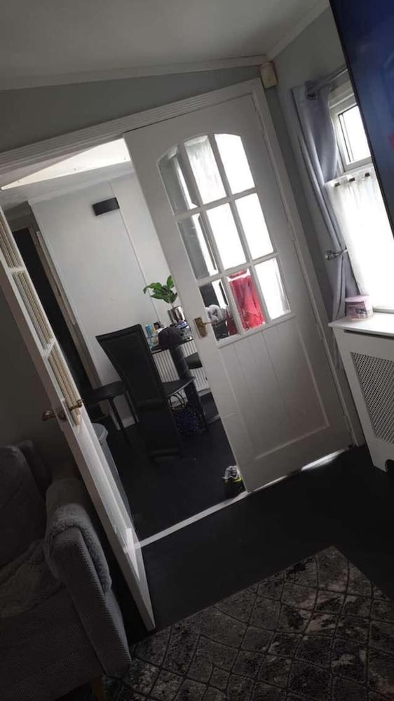 Modern Static Caravan in Golden Palms Holiday Park view 4