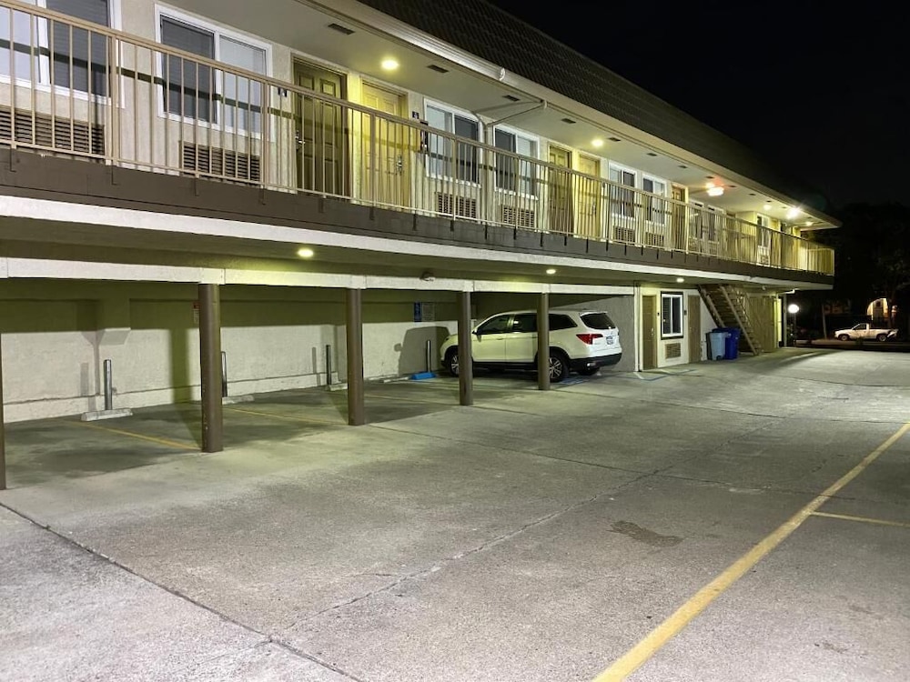Bayview Motel