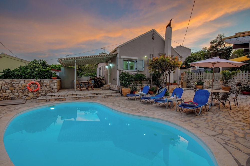 Loggos Seaview Cottage with Pool by Konnect view 2