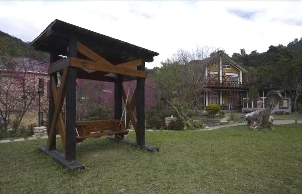 Jia Yuan Resort