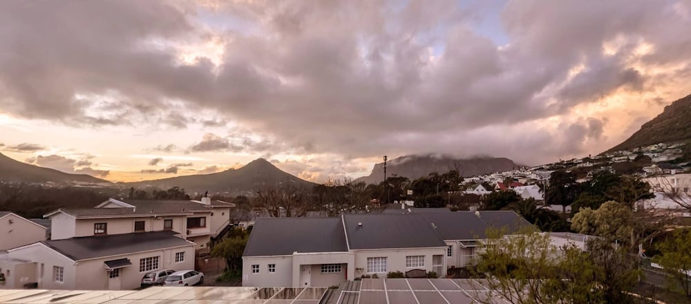 2 Bedroom Apartment, Princess Beach Club, Houtbay