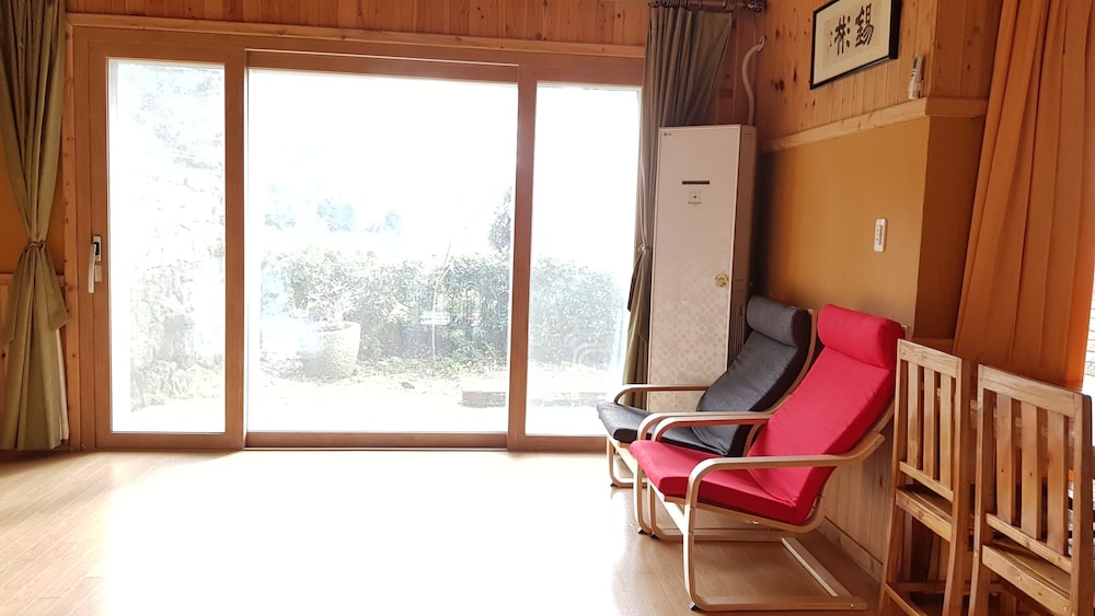 Memory In Jeju Pension