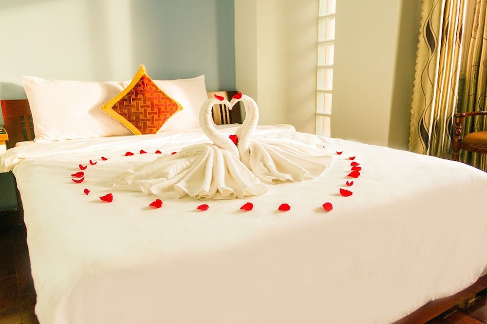 Central Beach Hotel - Hostel