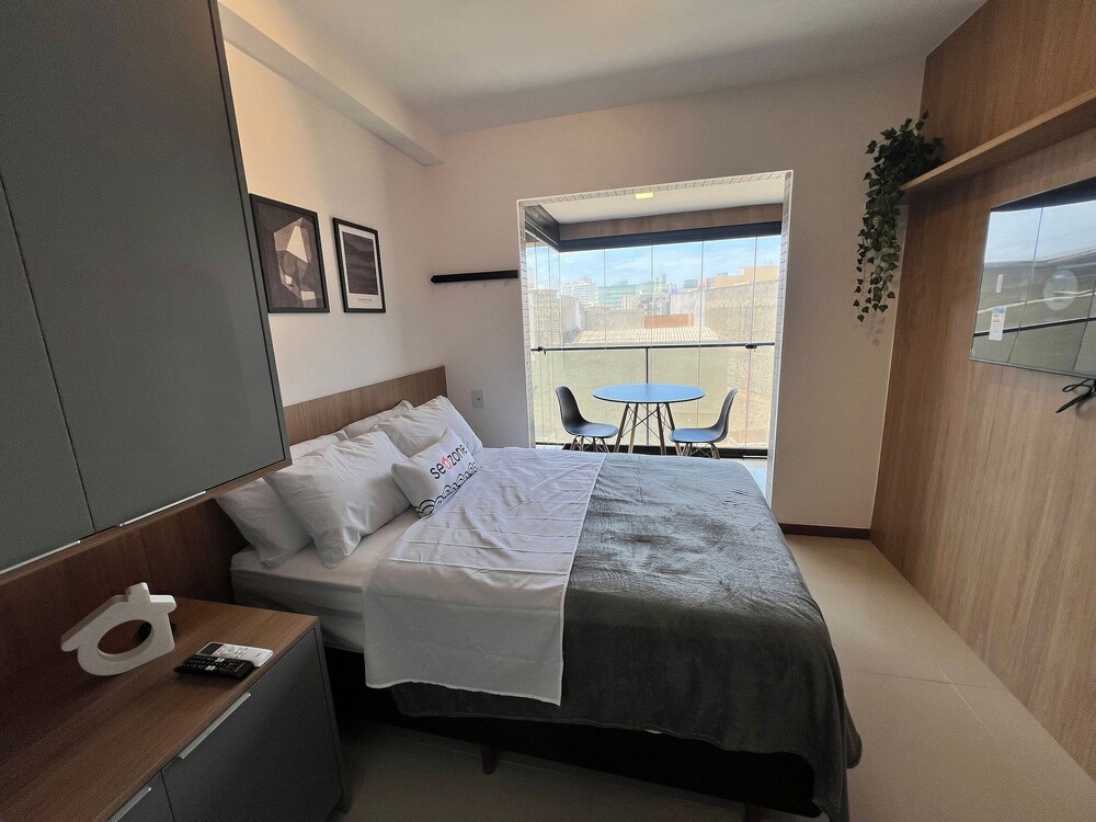 Studios in Building w/ Pool and Gym - Jdns