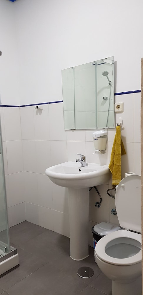 Hostal Loyola - Hostel view 3