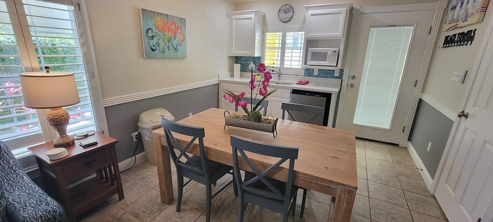121 Snapper By The Sea 4 Bedroom Home