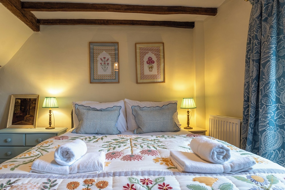 Beautiful 2BD Cottage in the Cotswolds