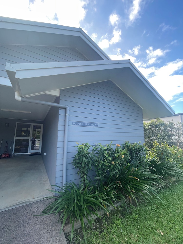 Hotel Ranch Retreat Kewarra Beach - Image 1