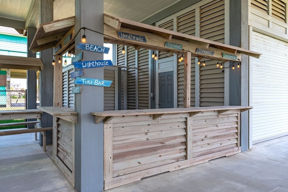 Deja Blue 2 3 Bedroom Home