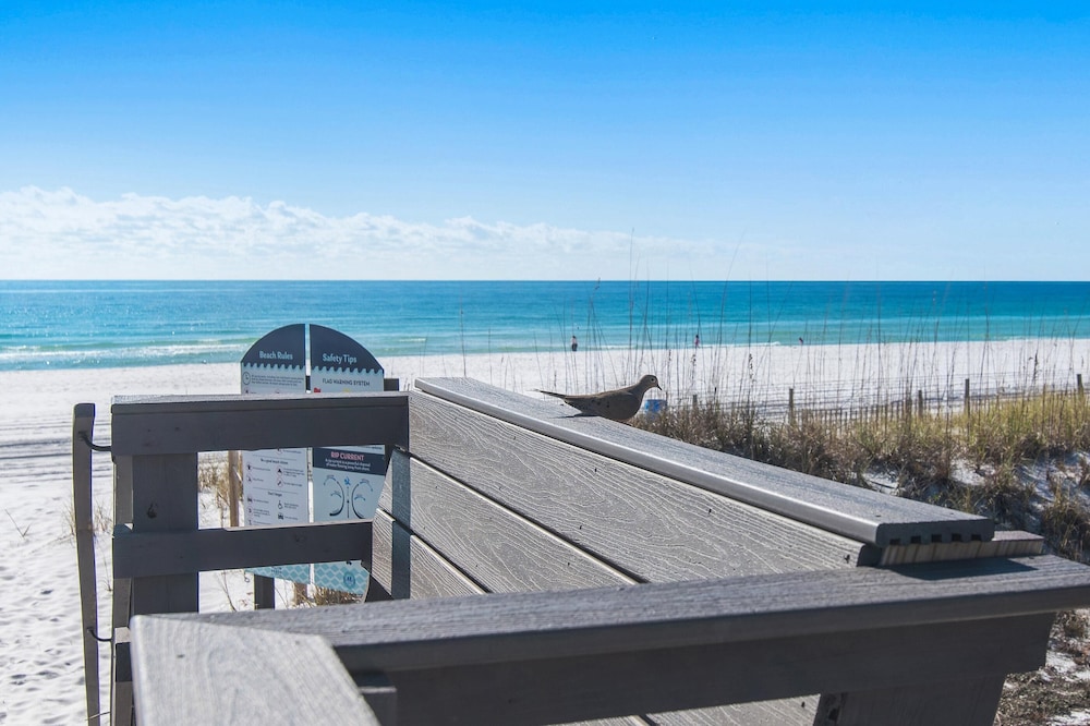 Island Sands 105