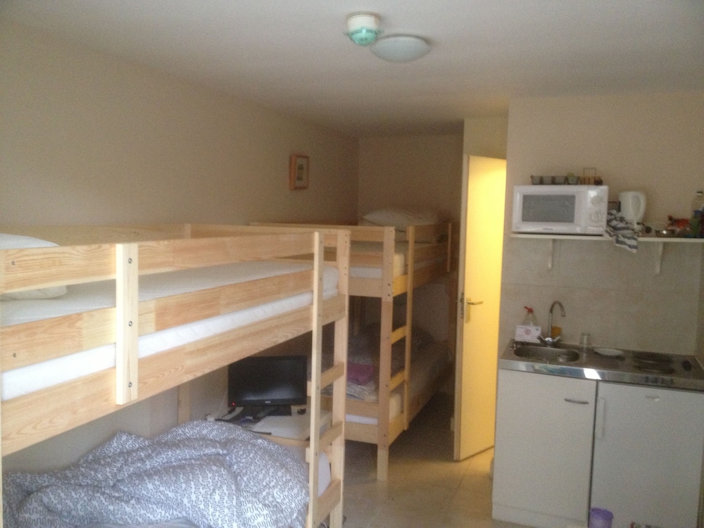 Hostel Lakeside
