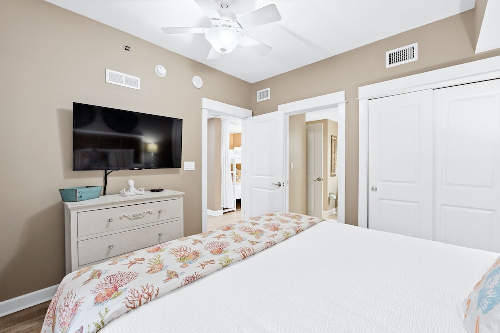 Grand Panama Beach Resort by Panhandle Getaways