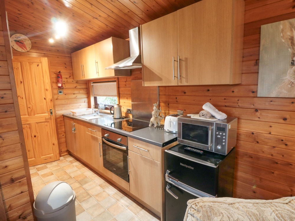 Hawthorne Lodge view 2