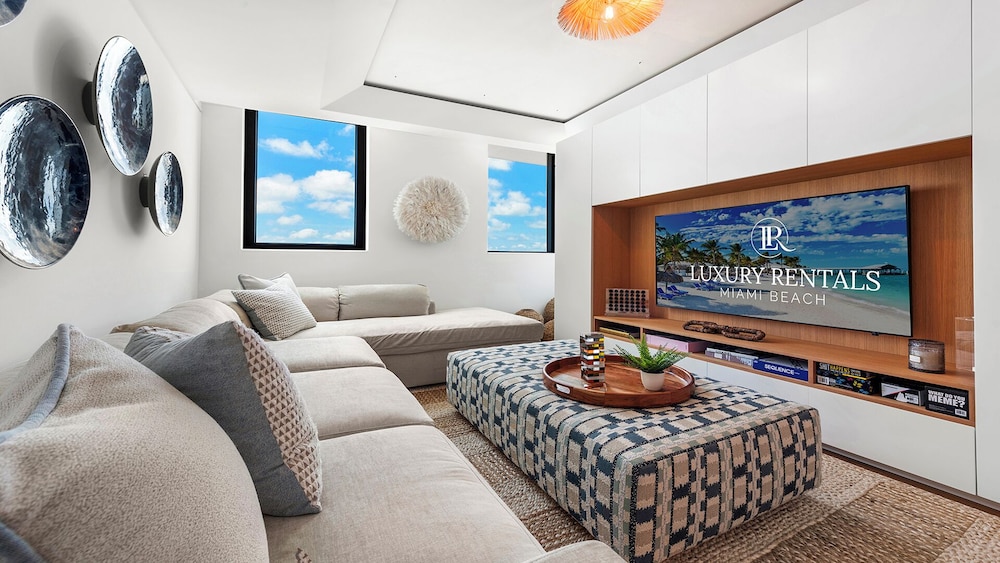 Luxury Vacation Rentals at The Setai by LRMB