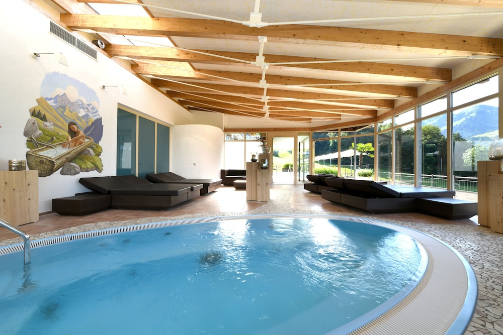 Hotel St. Hubertus Grossdorf e.U.