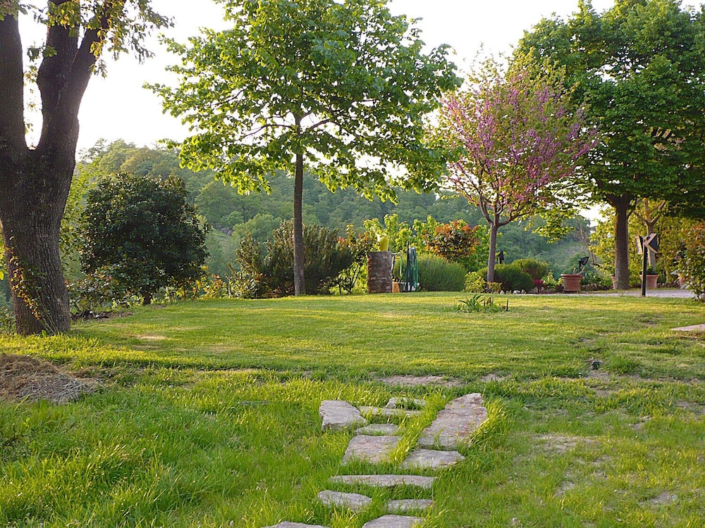 Cottage In The South Of Tuscany view 3