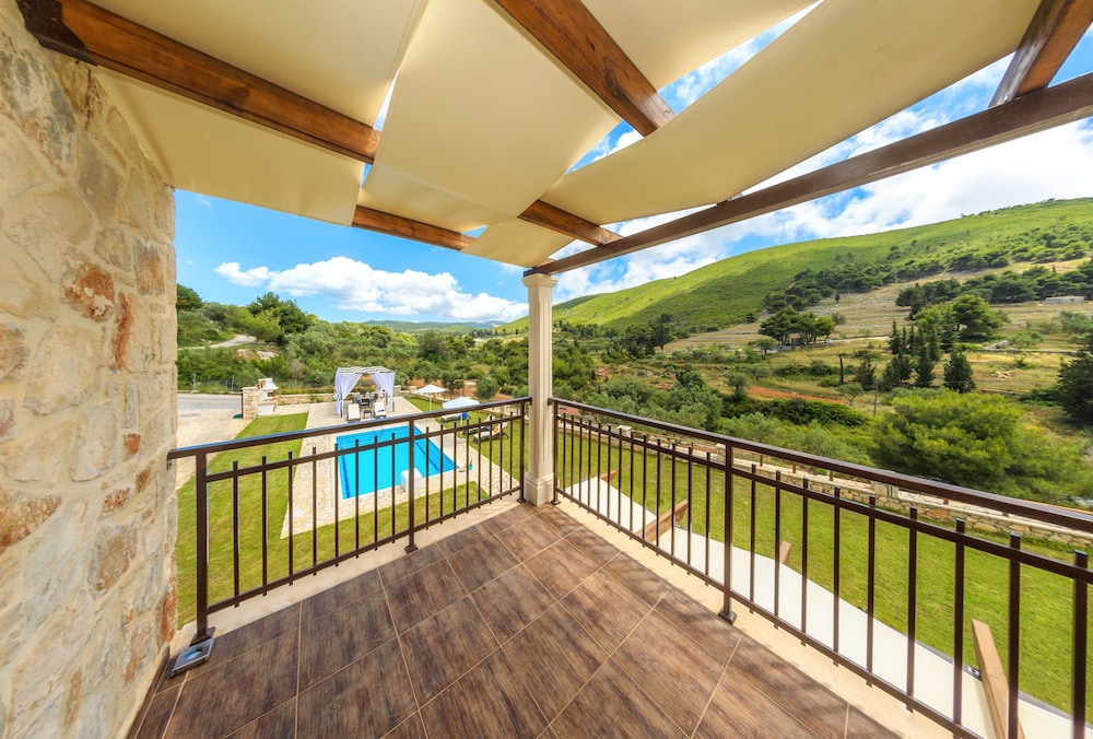 Eden Villas