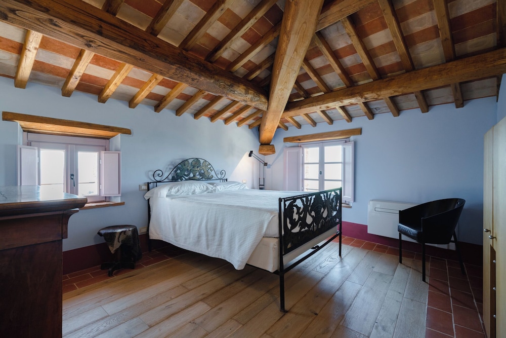 Mensano Old Town Apartment