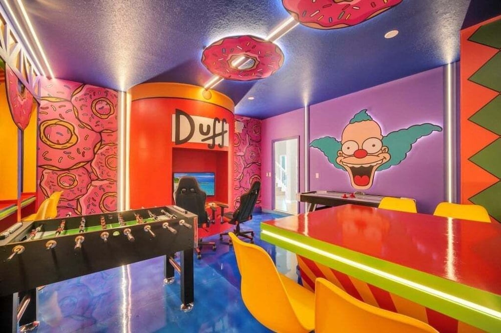 Everyone's Family Fun Home, Slides In Kids Rooms 10 Bedroom Villa