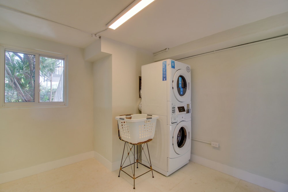 Walk to Beach: Tavernier Apartment w/ Patio!