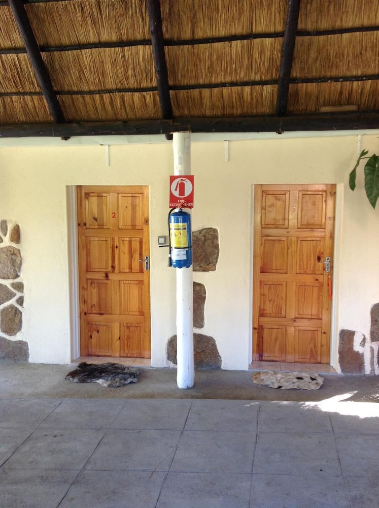 Lynn's Guest House