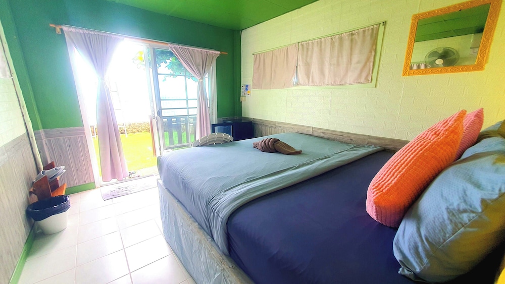 Kohchang 7 seaview bungalow