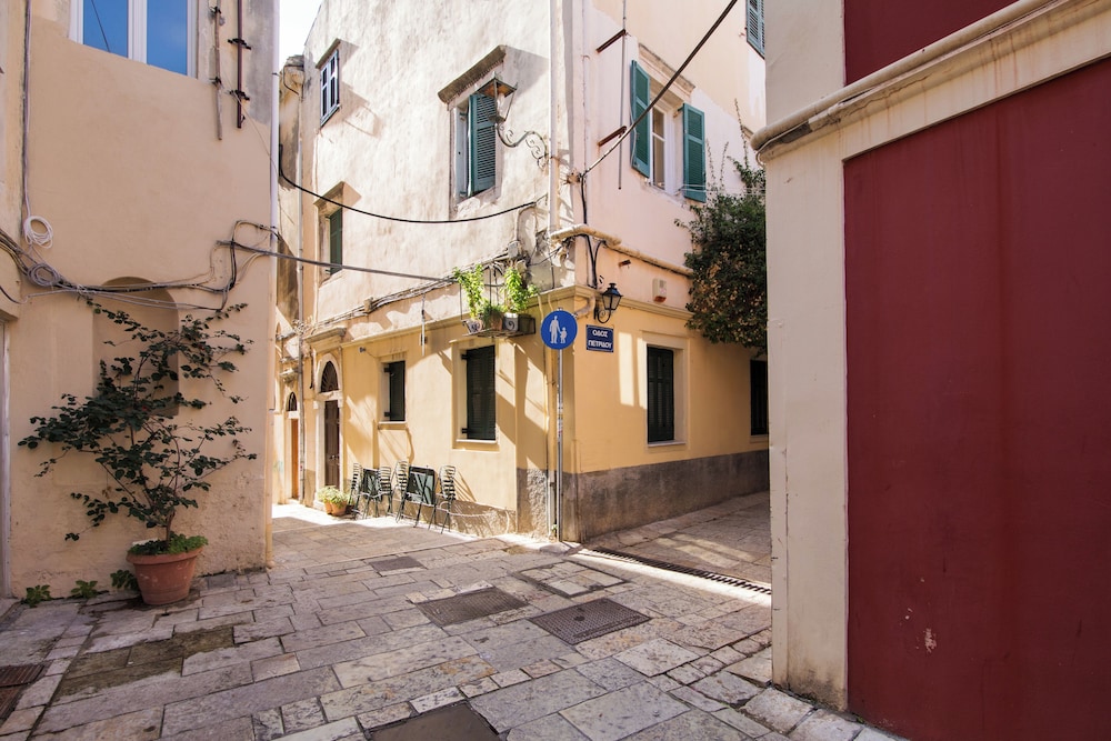 Campiello Urban Nest by Corfuescapes
