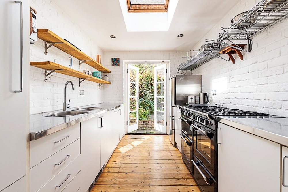 Cosy Home in the Heart of Islington view 5