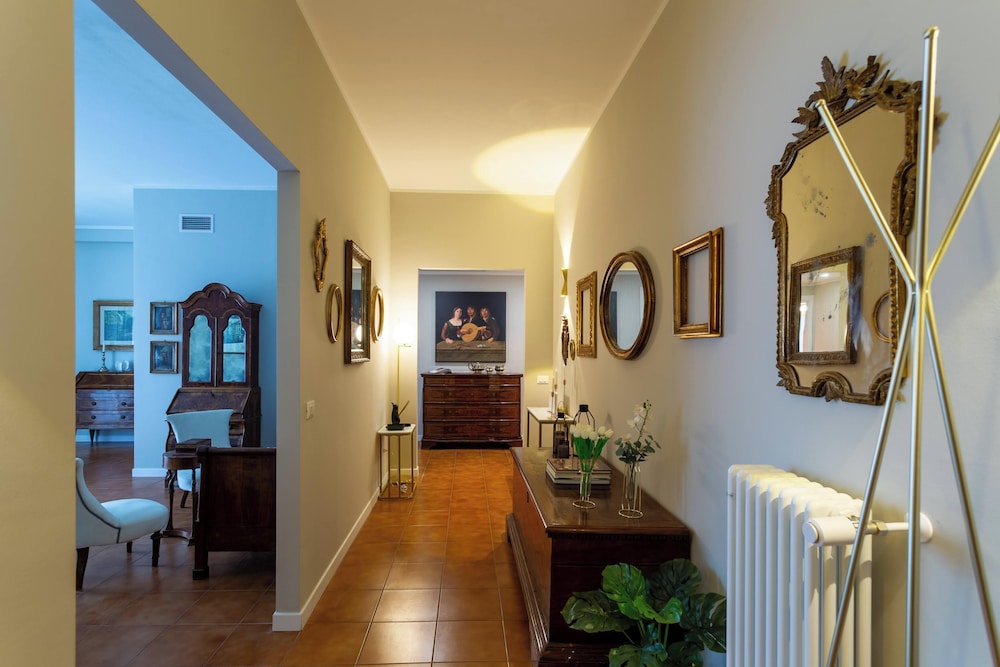 HouSmart Lorenzo Costa 17