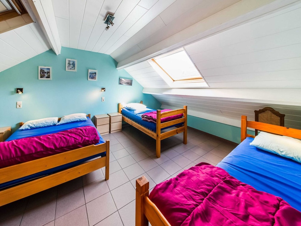 Stone Cottage with Sauna & Hot Tub near Cave of Lorette in Rochefort view 3