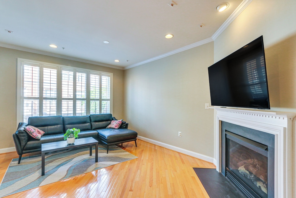 Work, Play & Explore DC Area: Herndon Haven!