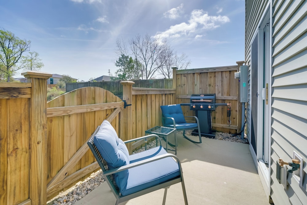 Patio & Grill: Modern Family Home in Hampstead