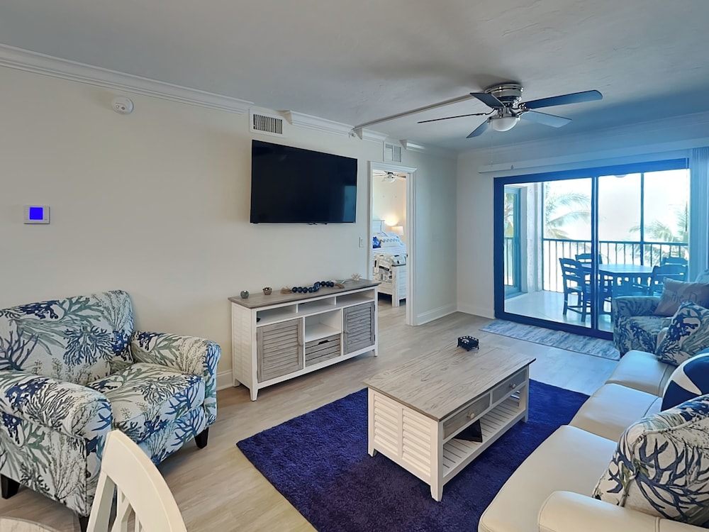 Seaside 3 by Distinctive Beach Rentals