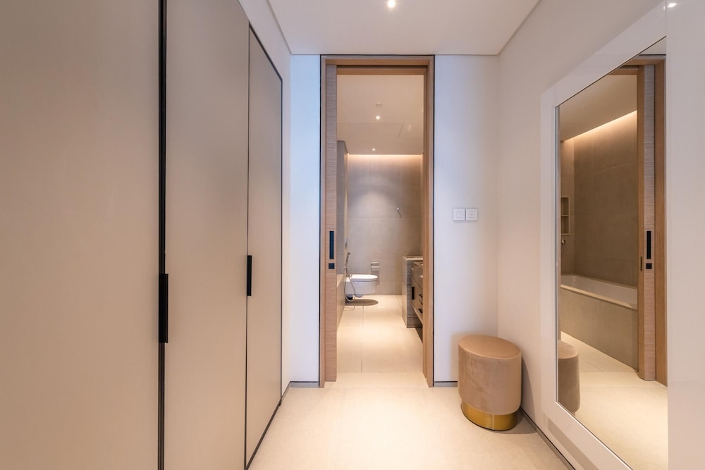 Sea View Urban Retreat in Address JBR