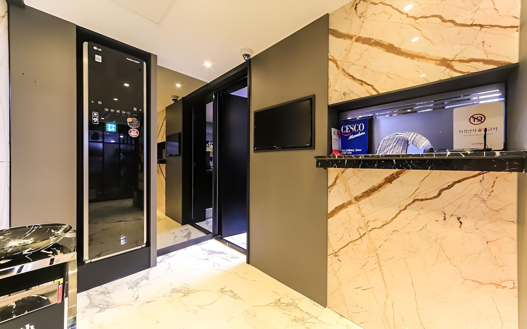 Busan Daeyeondong Hotel Smith