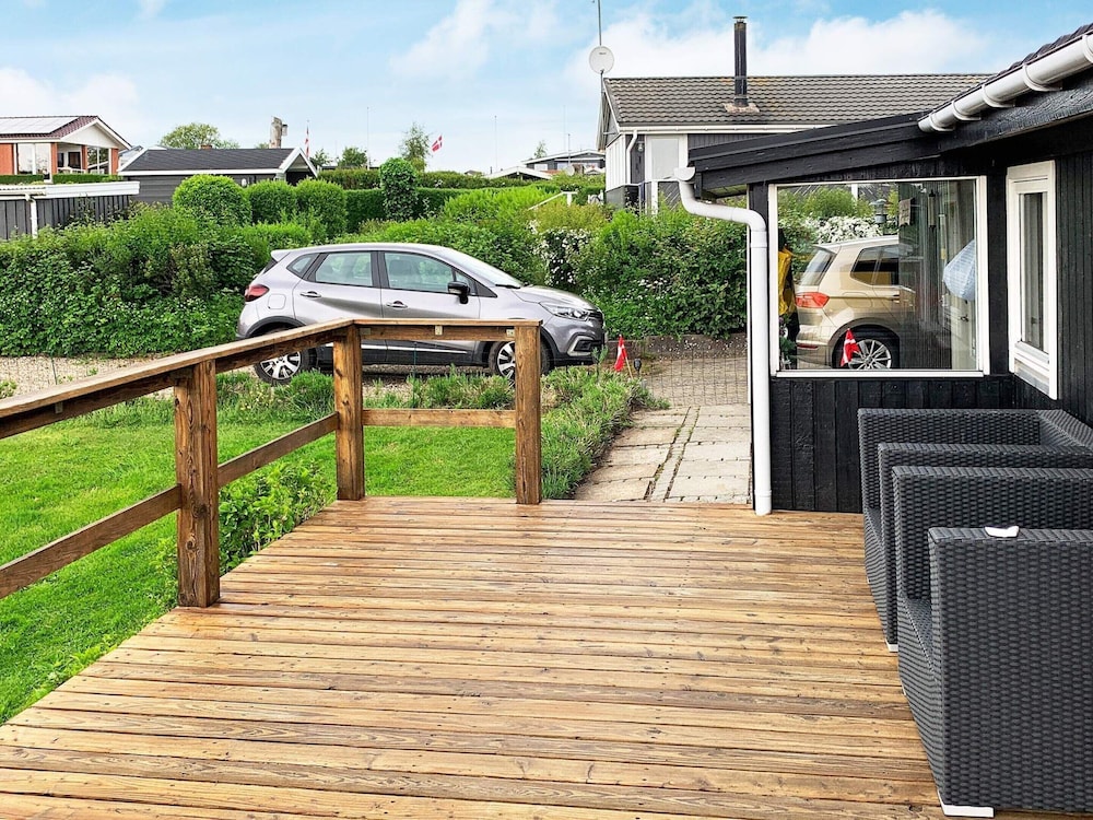 6 Person Holiday Home in Hejls