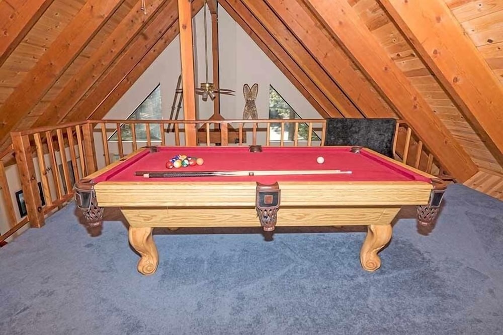 1870 Bella Coola Drive 3 Bedroom Cabin by RedAwning