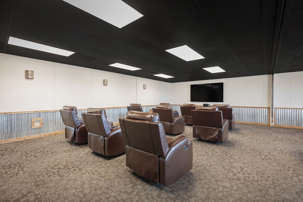 meeting & event spaces
