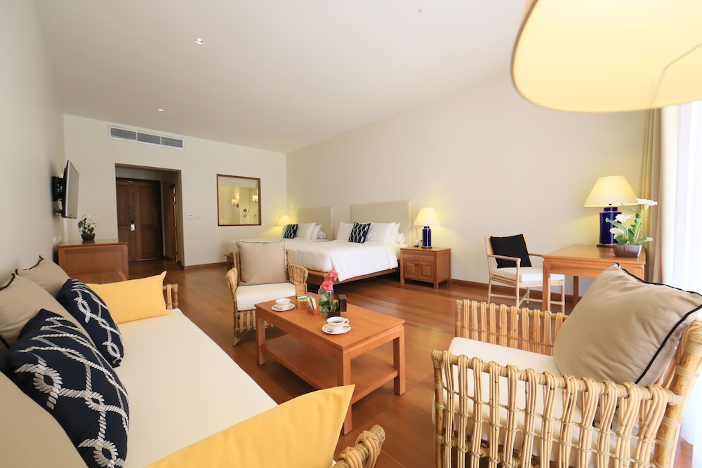 Le MENARA KHAO LAK