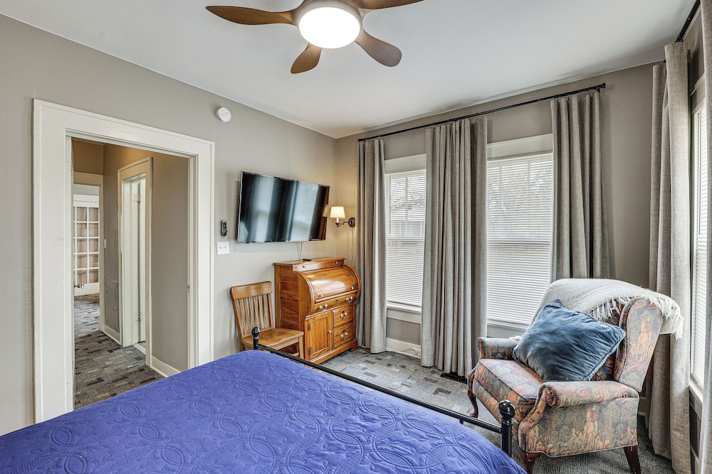 1 Mi to Dtwn! Convenient Texarkana Condo