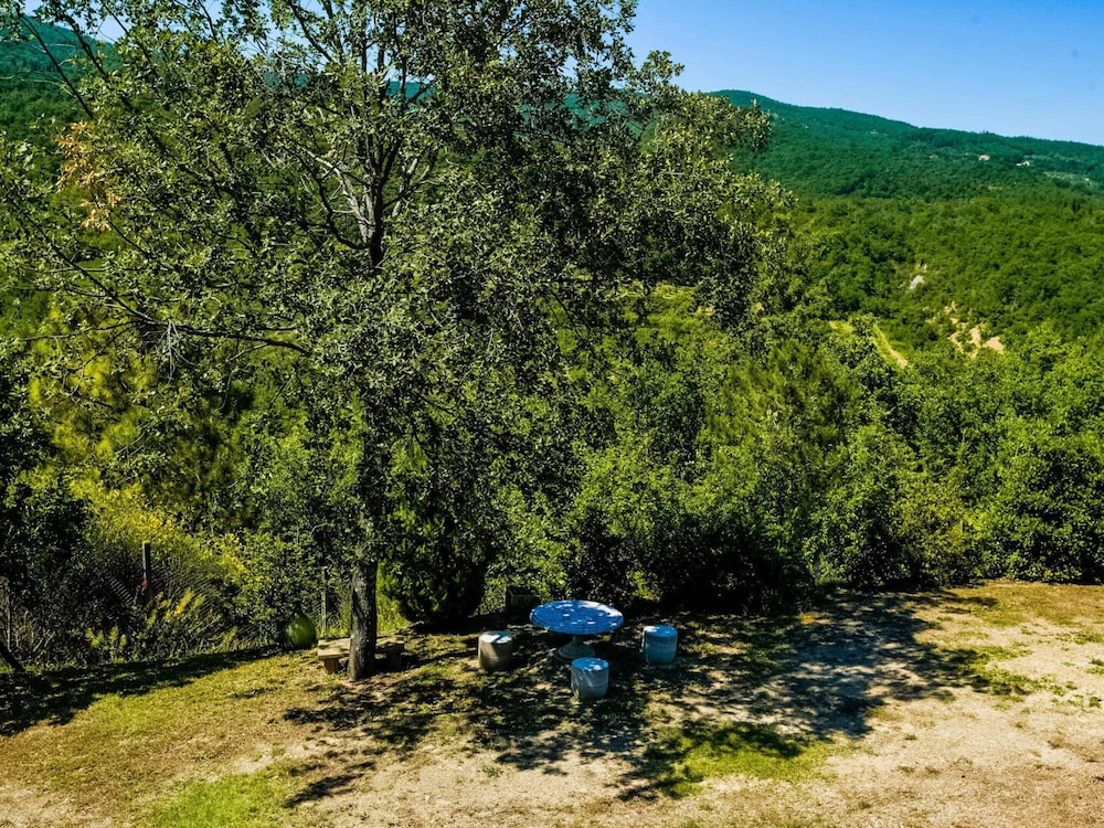 Villa in Pieve San Giovanni With Pool view 3