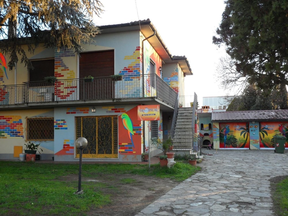 Tropical B&B